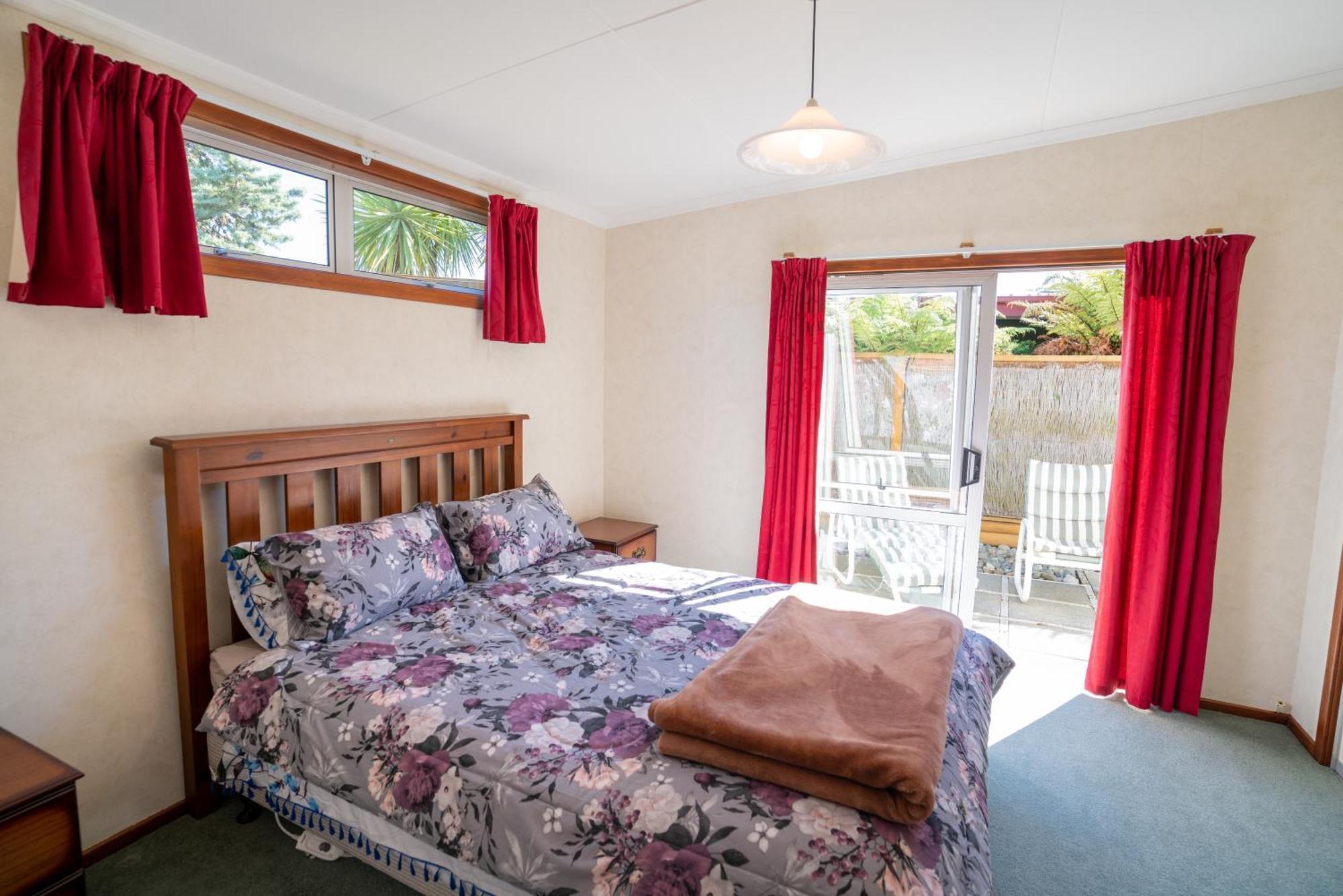 Dee'S On Bligh - Te Anau Holiday Home Екстер'єр фото
