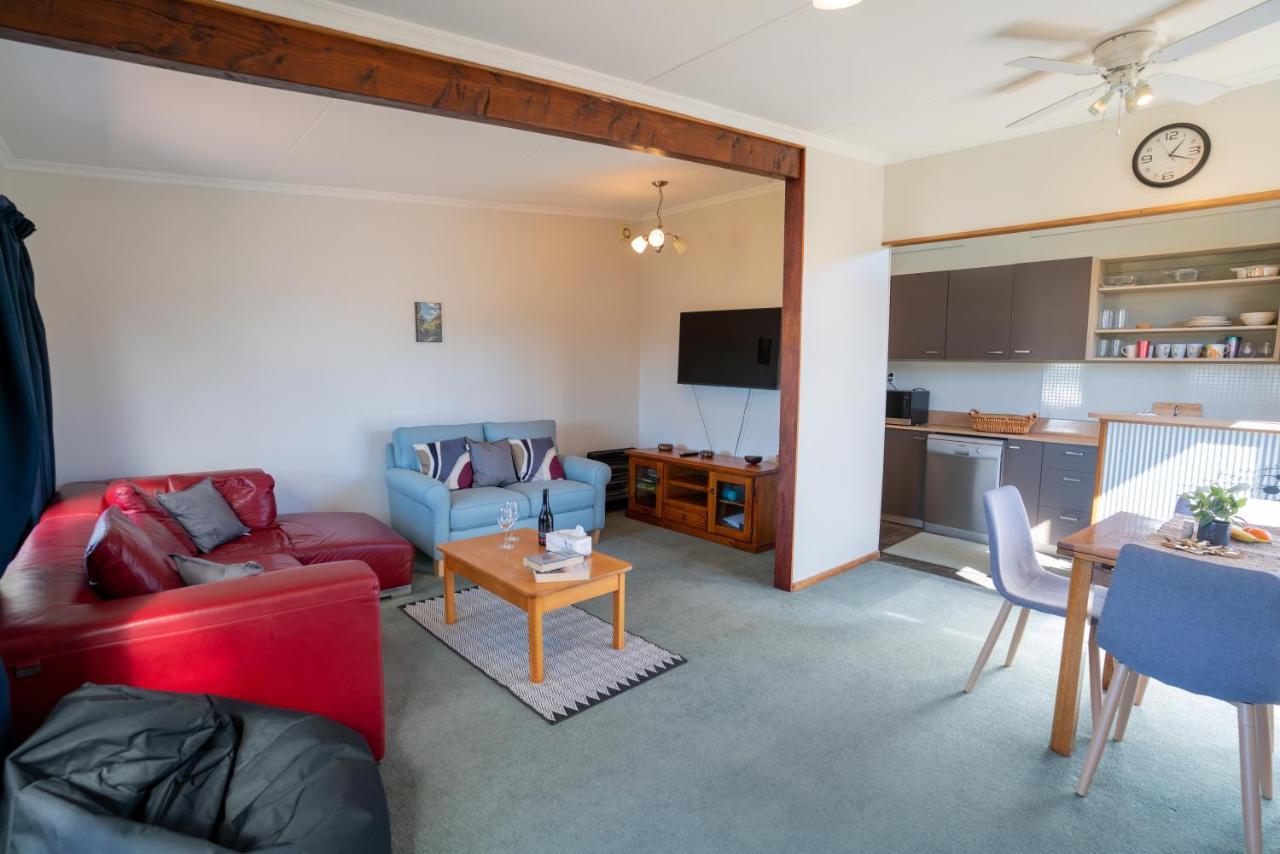 Dee'S On Bligh - Te Anau Holiday Home Екстер'єр фото